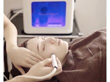 アンドバイ(&.BY)/