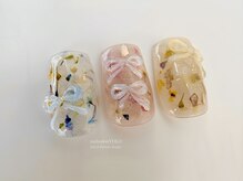 ヨロ(YOLO)の雰囲気（Instagram／@nailsalon.yolo）