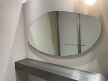 サロン ビレッジ キンシチョウ(SALON VILLAGE Kinshicho)の雰囲気（広々とした共用メイク直しスペースあり◎まつげパーマ/眉毛）