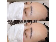 サロンドオズ(Salon de OZ)/ハリウッドブロウリフト