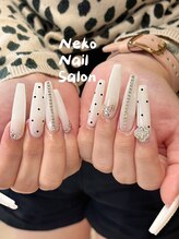 ネコ(Neko)/ロングチップ　長さだし　乳白色