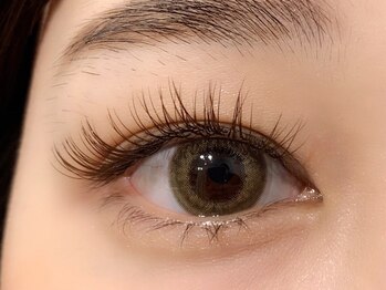 キュア 二俣川店(Cure)の写真/【当店自慢のトリートメント&アイシャンプーつき！】大事な自まつ毛のダメージケアもお任せください◎