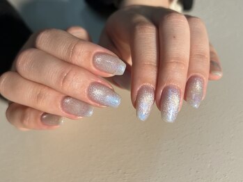 チルダ(tilde)/水色マグネット