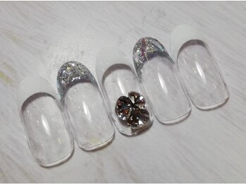 ネイルグラマラス 西新井店/フレンチ定額　￥8800【西新井】