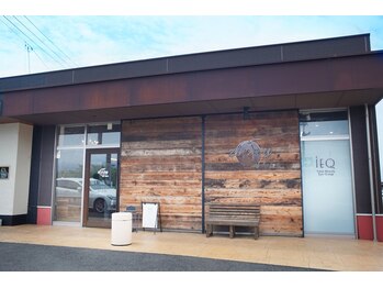 ジッピーオブヘア アイエク(Zippy of hair iEQ)/サロン外観