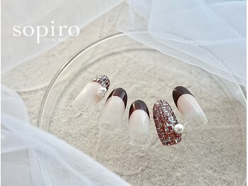 ネイルトータルビューティー ソピーロ(sopiro)/12月【monthly】