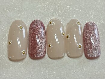 ネイルアンドアイラッシュ ネネ/手書きフラワー マグネット