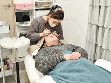 エヌプラスアイラッシュサロン(n plus eyelash salon)の雰囲気（個室空間で、他のお客様が気になりません。）