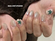 ネイルドットスタジオ 堺筋本町(NAIL DOT STUDIO)/星ネイル
