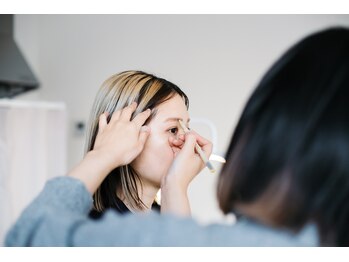 イニュー(iNew)の写真/【顔タイプ×アイブロウ】顔の印象を左右する眉毛。顔タイプ診断の結果を元に似合う眉毛デザインをご提案！