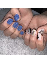 ネイルサロン R/スタイリングコース　8030円