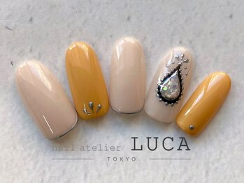 ネイルアトリエルカ(nail atelier LUCA)/S-10 大人上品ブローチネイル