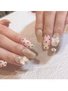 フレンチガーリーハートネイル