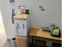 エクラ(e'clat)の雰囲気（ウォーターサーバーとお菓子はご自由に☆）