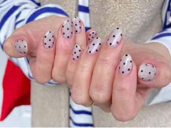 ネイル専門シェアサロンFemme