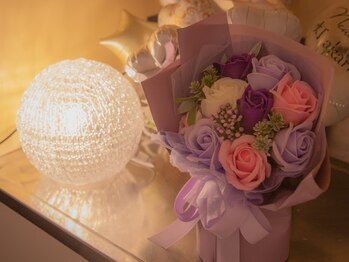 灯(akari)/灯がほんのりとお出迎え