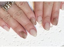 ネイルスタンド(NAIL STAND)/