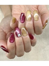 ベリッシマ(Bellissima)/人気のマグネットネイル♪