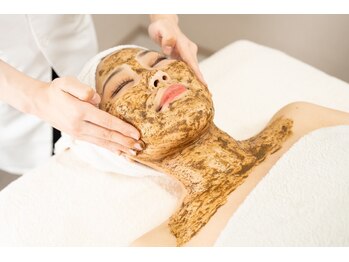 モアスキン 天王寺店(MORE SKIN)の写真/にきびや毛穴ケアも◎お悩み別のハーブやピーリングで透明感を目指す♪