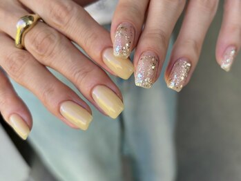 ピョル(PYOL.)/大阪江戸堀|レモンカラー×ラメ