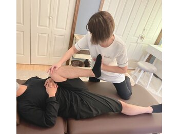 アスプリール(assouplir)/もみほぐし／ストレッチ／