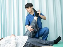 小林整骨院 下総中山の雰囲気(経験豊富なSTAFFが肩こり/固まった肩甲骨/眼精疲労/頭痛を改善◎)