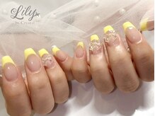 クリスタルネイル 船橋(Lily by Crystal)/フレンチ+デザインも可愛い♪