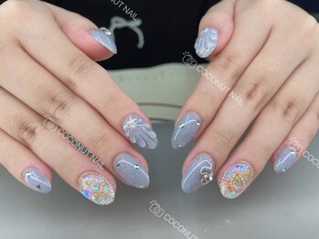 ココナッツネイル/