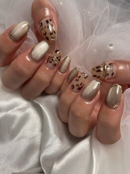 秋の人気レオパードネイル