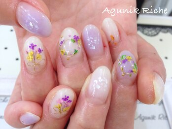 【押し花ネイル】