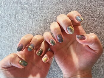 シー(Shhh...)/成人式ネイル