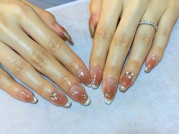 シーハウス(c house)/ワンホンネイル