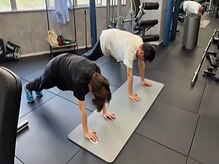 パーソナルトレーニングジムRoutine博多駅前店
