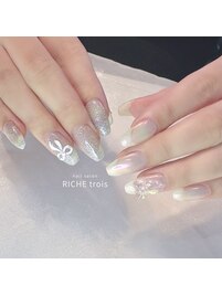 シャボン玉オーロラネイル