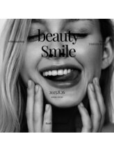 ホワイトニングショップ 葵区静岡駅店/セルフホワイトニング施術