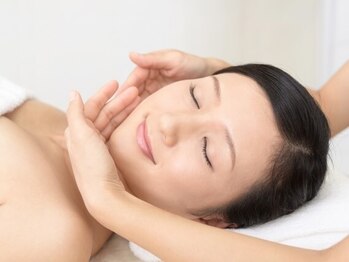 目元 口元のたるみ 眉間シワ改善専門サロンの写真/体液循環が悪くなる→代謝が悪くなる→老廃物が溜まりやすくなる→顔が大きくなる！