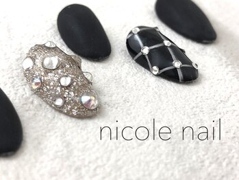 ニコルネイル(nicole nail)/H1108　Black×Glitter　￥10000
