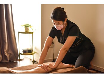 サロンレーナ 南麻布(Salon Rena)/施術風景　Rena独自メソッド