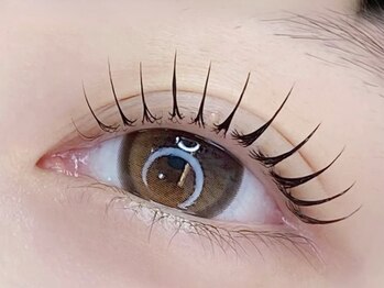 ピュア(PURE)の写真/モチの良さに定評＆自信アリ！《アイシャンプー/美容液付》まつ毛パーマで美しい目元を保つ*
