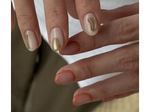 ローレル(Laurel)/ワンカラー×白チーク