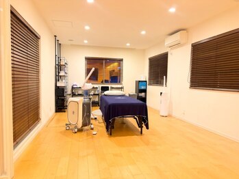 Benzie/2Fはエステ・ワックスルーム★