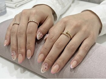 ネイルソファ イコマ(NAIL SOFA 生駒)/