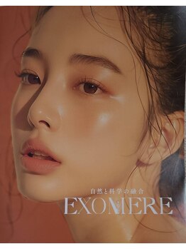 ジーナ(GINA)の写真/丁寧な本格ハンドマッサージで癒やしを。高周波RFで肌深層ケアし、潤い弾む肌へ導く！