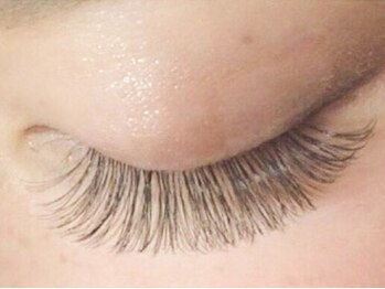 ナイン ビューティーアンドリラクゼーション(nine beauty & relaxation)/ボリュームラッシュ