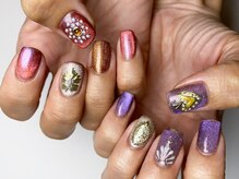 ウロネイルズ(ulo nails)の雰囲気（パーツなどは使用せず、すべててがきのアートです）