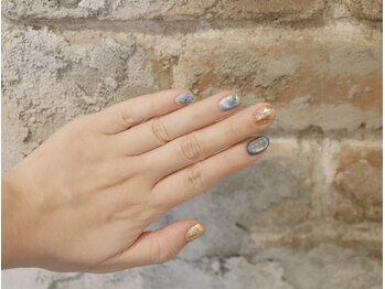 ドールズ ネイル(DOLLS NAIL)の写真/【パラジェル取扱店】ネイル認定講師が爪の健康を第一に理想の指先を叶えます♪モチよく長く楽しめる＊