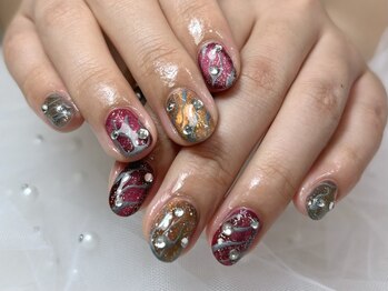 個性派ネイル