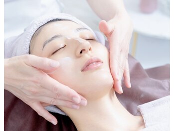 リッシュ 骨盤革命(RICHE.)/牛込神楽坂/韓国肌管理/美容整体