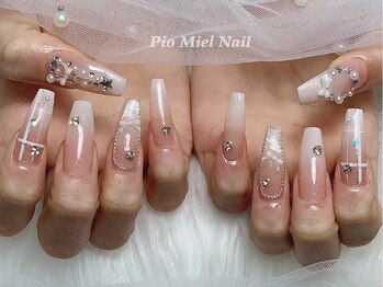 ピオミエルネイル 新宿(pio miel nail)/ピンク×ホワイトグラデ×リボン