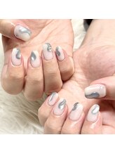 マイオティック ネイル(miotic nail)/ぷっくりマグネットデザイン